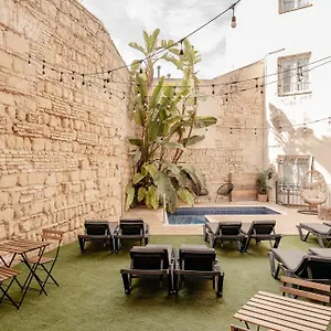 astuto-hostel-boutique.es-andalucia.com/